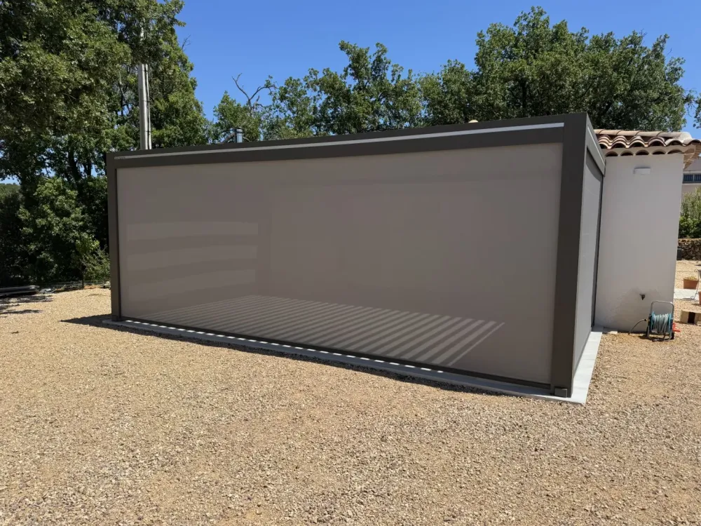 Pool house à Vitrolles